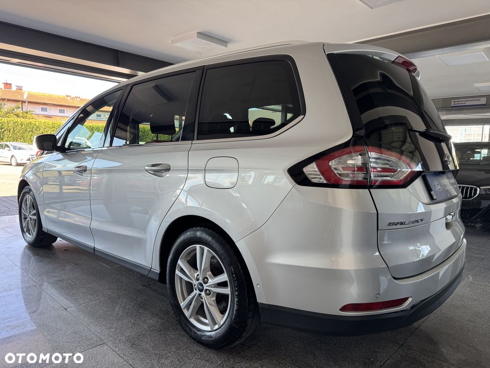 Ford Galaxy - 10