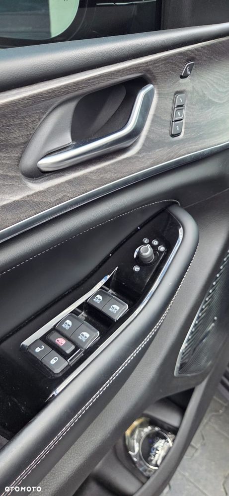 Jeep Grand Cherokee 5.7 V8 HEMI Overland - 21