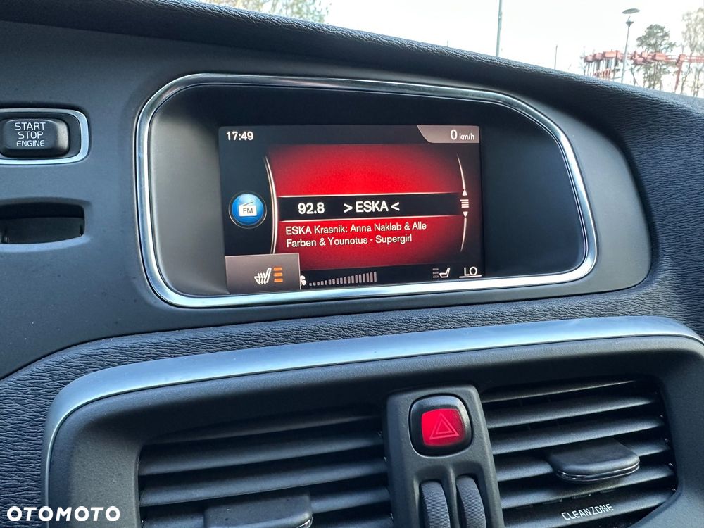 Volvo V40 D3 Geartronic RDesign - 28