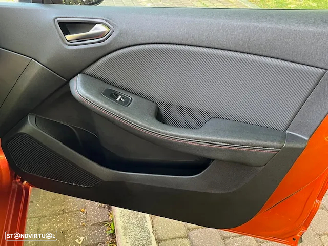 Renault Clio 1.0 TCe RS Line - 27