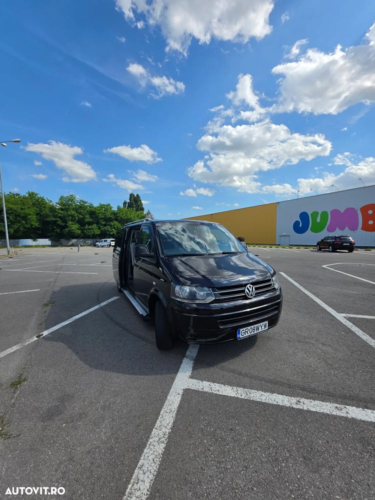 Volkswagen Caravelle - 9