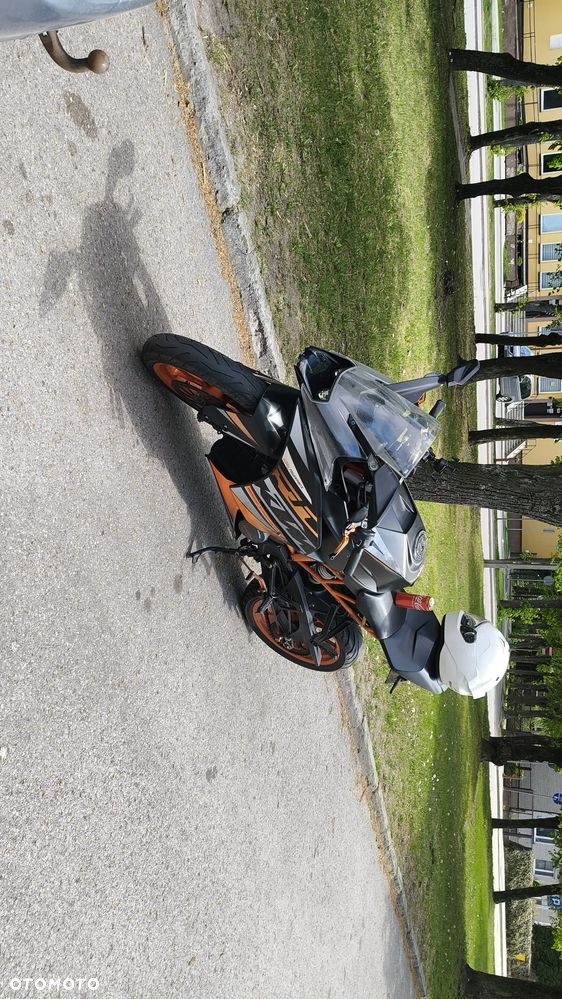 KTM RC 125 - 1
