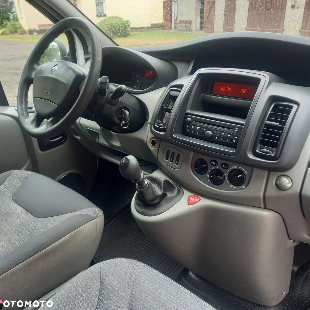 Renault Trafic - 6