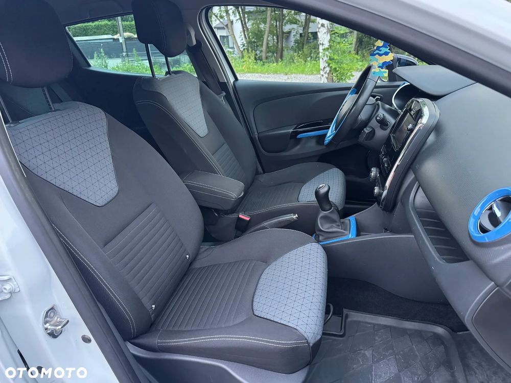 Renault Clio TCe 90 Luxe - 6