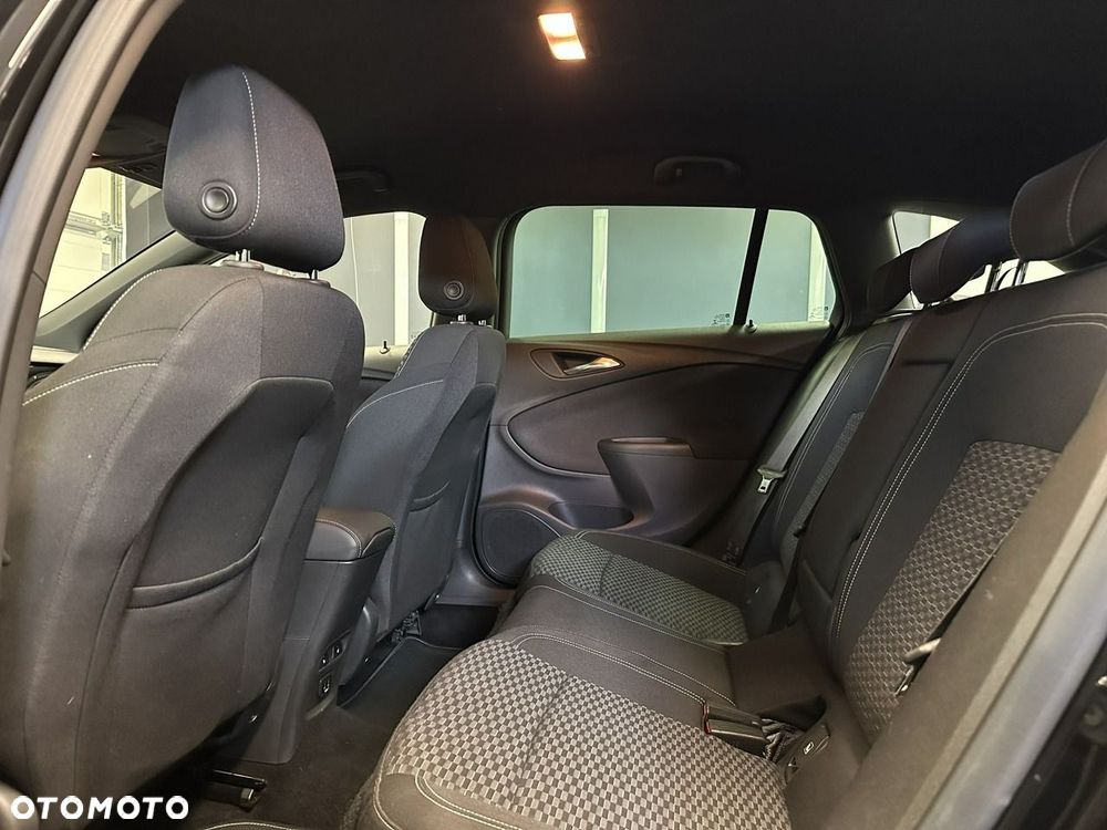 Opel Astra - 16