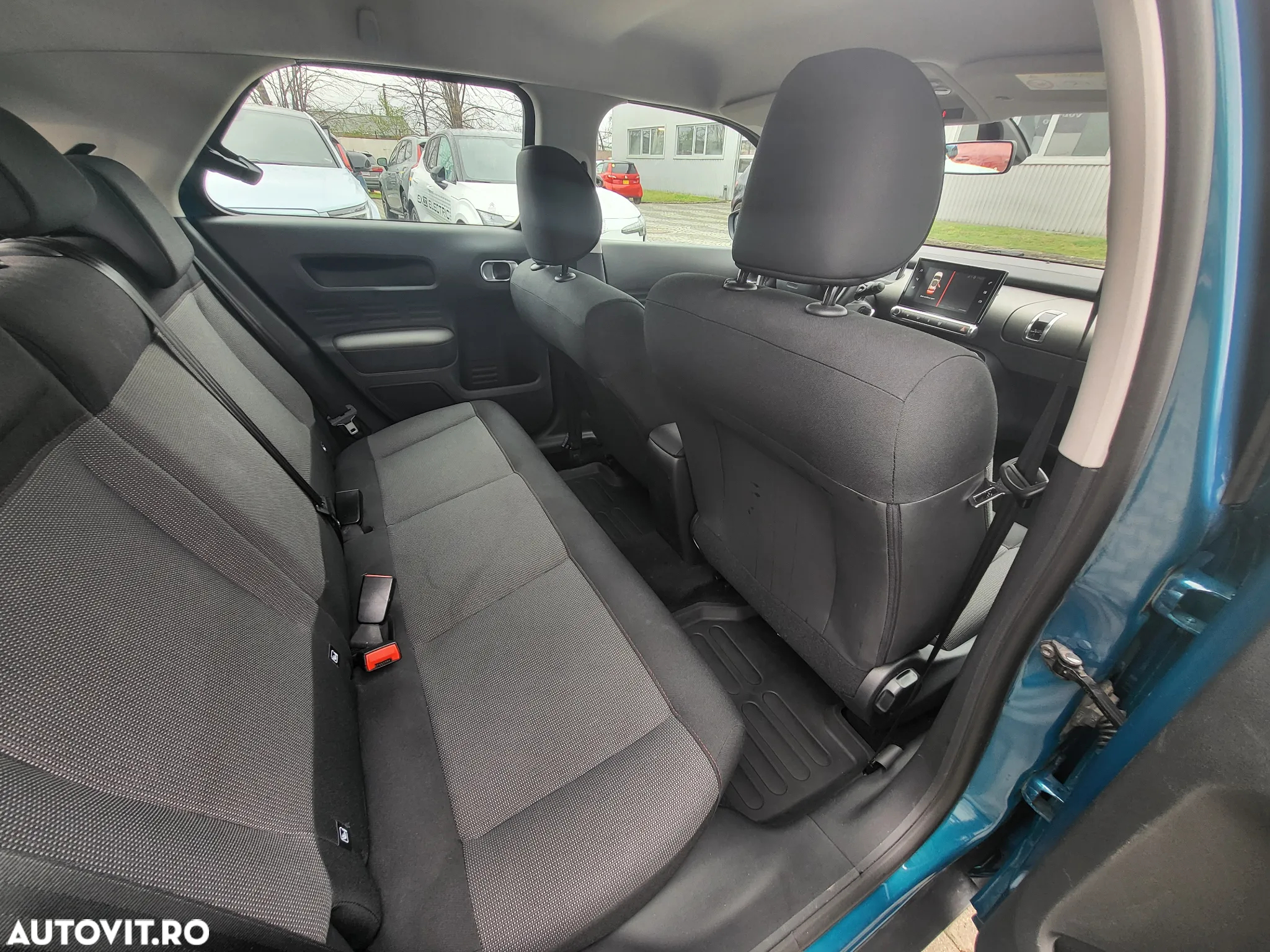 Citroën C4 Cactus 1.2 PureTech S&S BVM6 Feel - 30