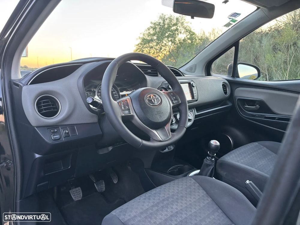 Toyota Yaris 1.4 D-4D Comfort+P.Style - 13