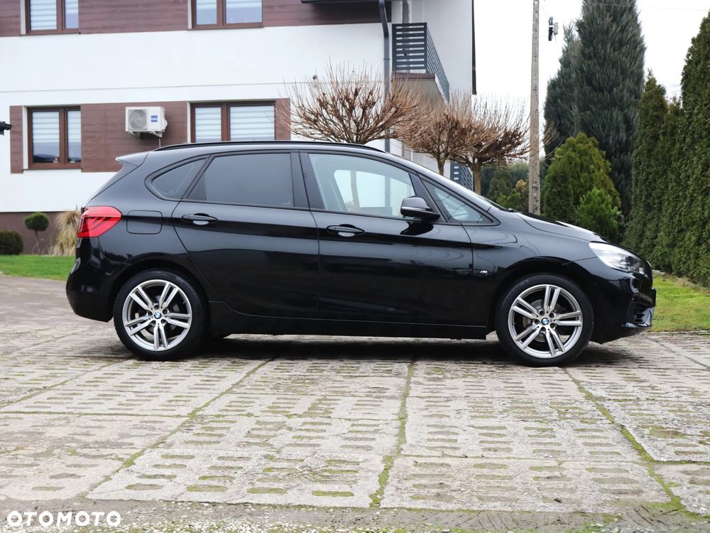 BMW Seria 2 218d - 17