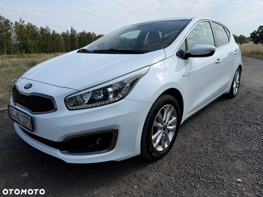 Kia Ceed 1.4 Smart Plus - 2