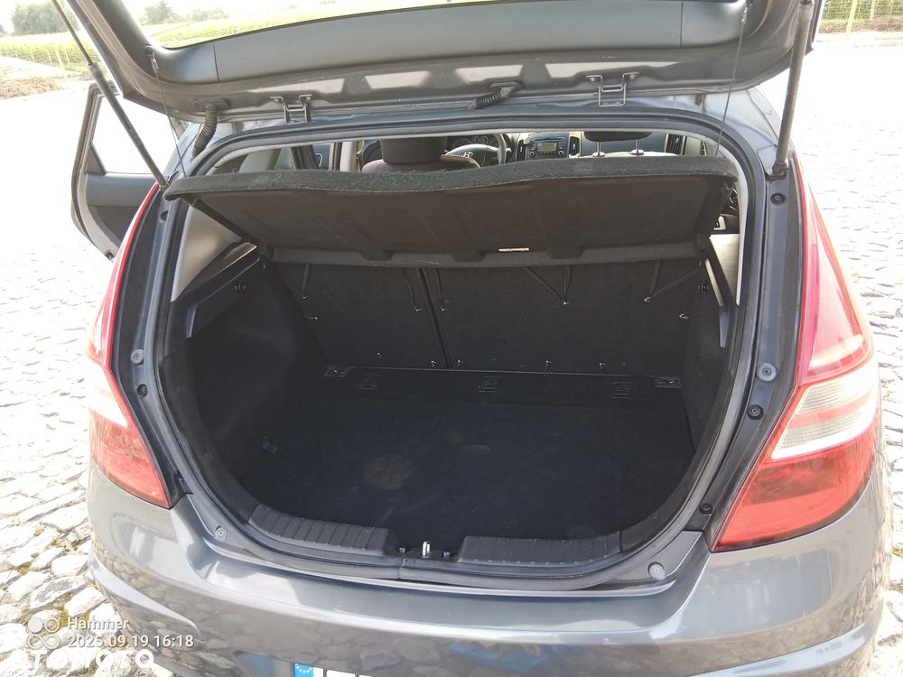 Hyundai i30 1.6 CRDi Base - 9