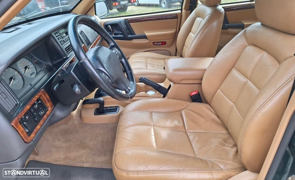 Jeep Grand Cherokee 5.2 Limited - 9