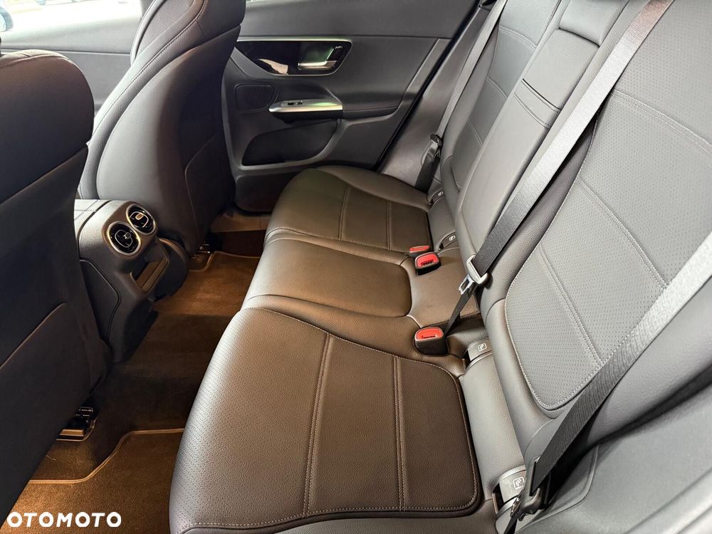 Mercedes-Benz GLC - 10