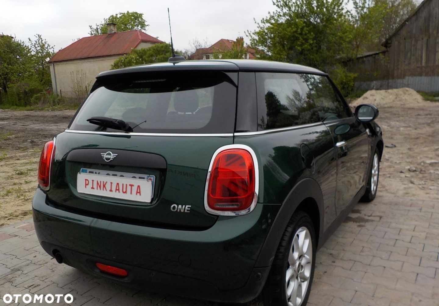 MINI ONE - 19