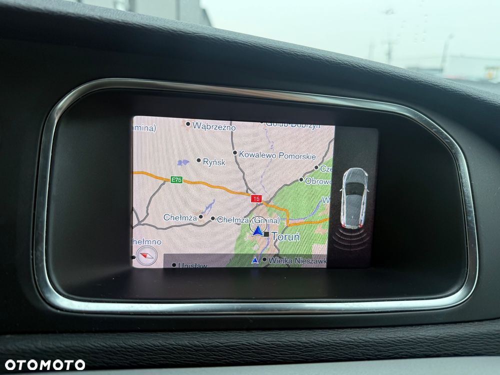 Volvo V40 D3 Drive-E Momentum - 21