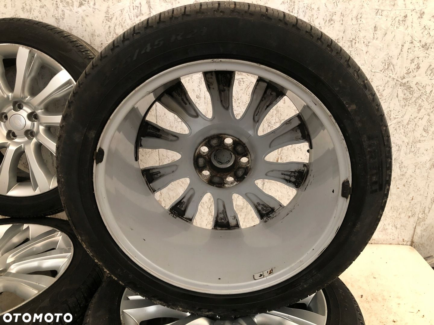 RANGE ROVER KOŁA ALUFELGI 275/45 R21 PIRELLI - 6