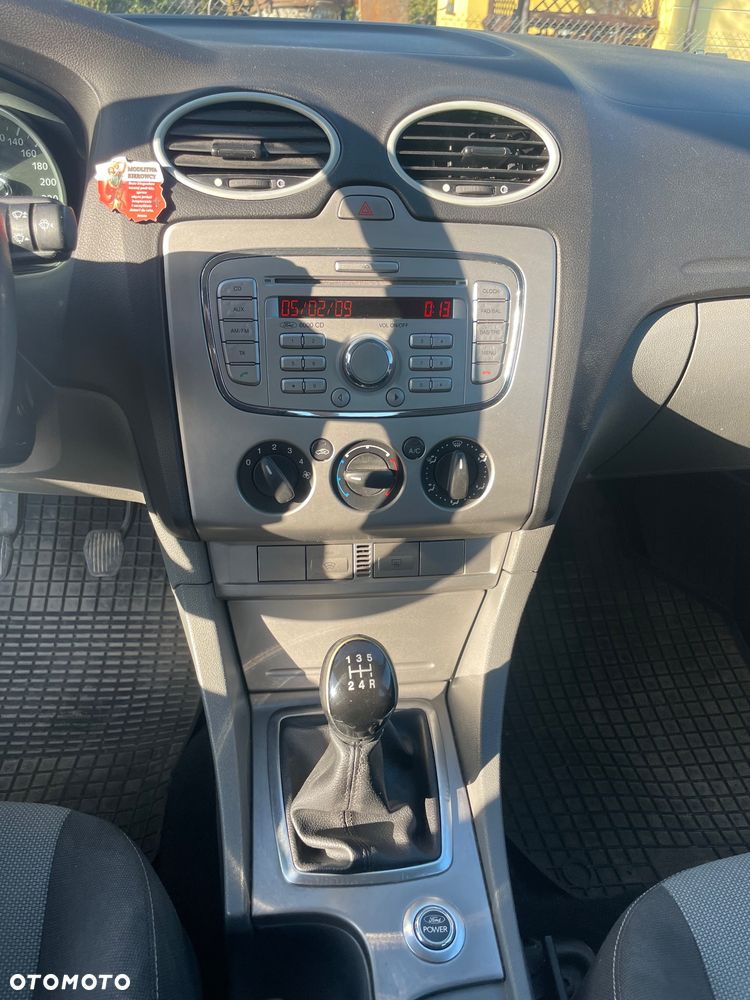 Ford Focus - 13
