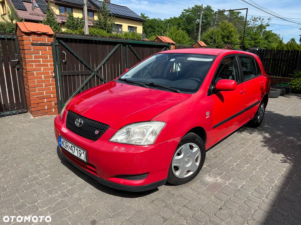 Toyota Corolla - 1
