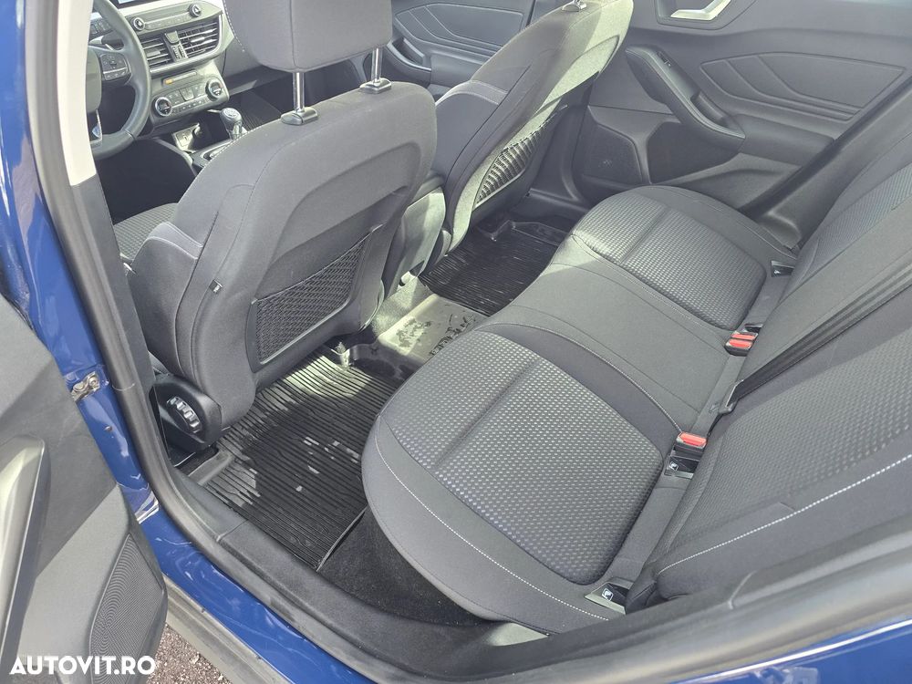 Ford Focus 1.5 EcoBlue Connected - 9