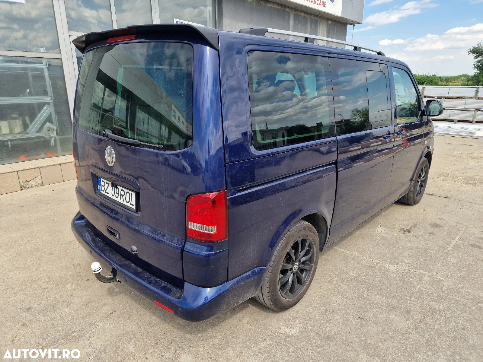 Volkswagen Multivan - 3