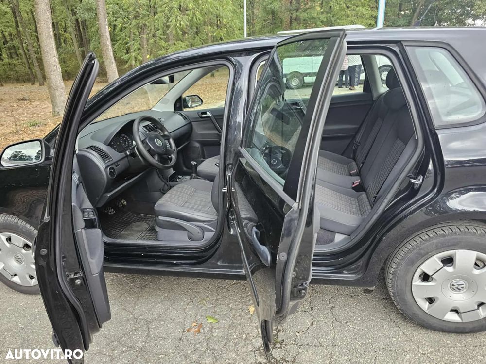 Volkswagen Polo - 33