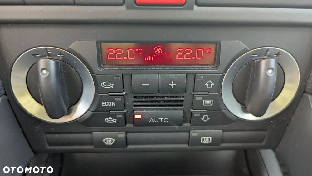 Audi A3 Sportback - 12