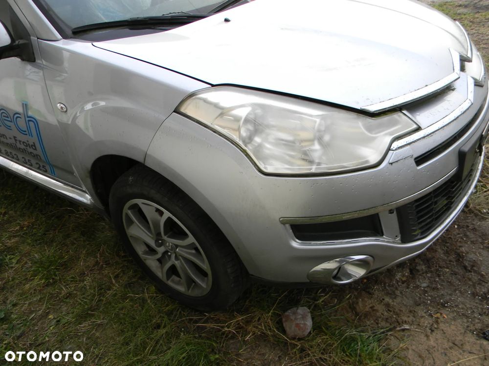 CITROEN C-CROSSER 2.4B benzyna kompletny przód maska zderzak lampa błotnik chłodnice - 3