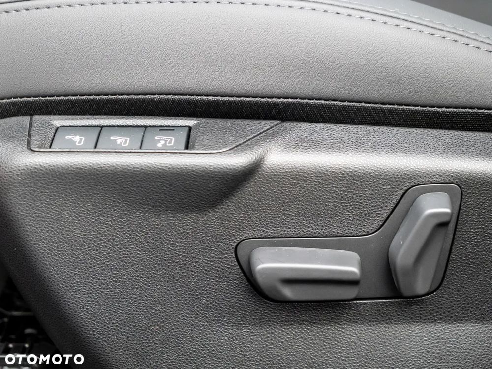 Alfa Romeo Junior 1.2 mHEV Ibrida Intensa eDCT - 21