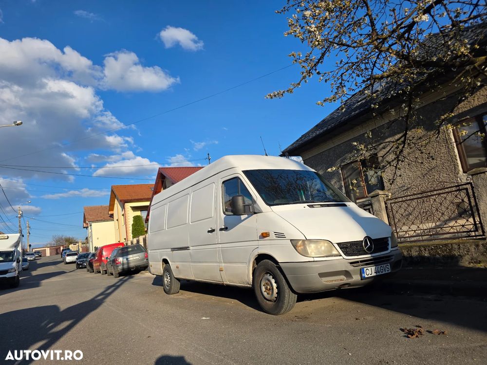 Mercedes-Benz Sprinter - 7