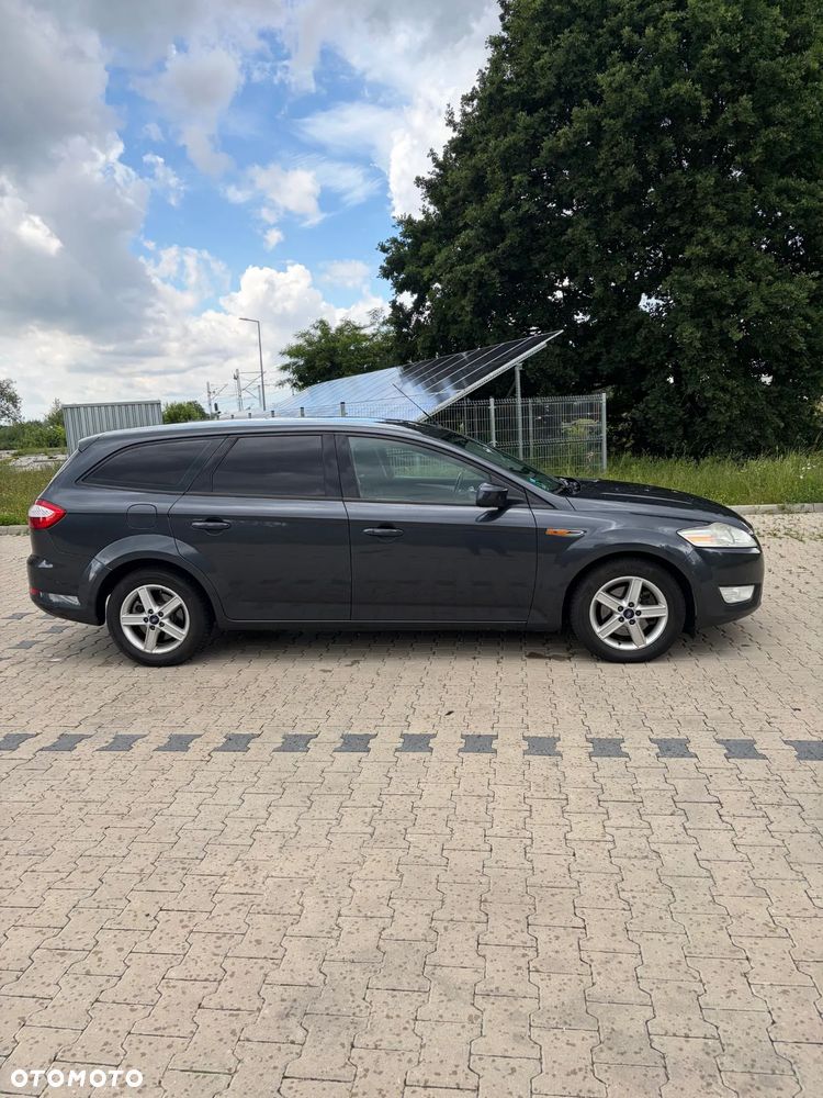 Ford Mondeo - 10