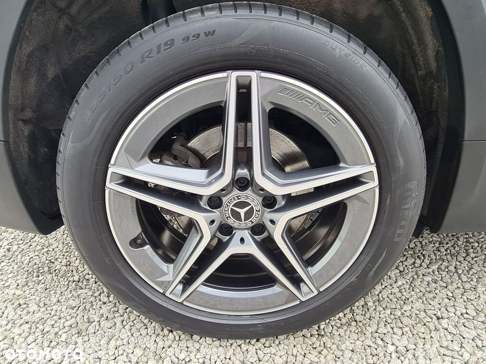 Mercedes-Benz GLB 200 d AMG Line 8G-DCT - 41