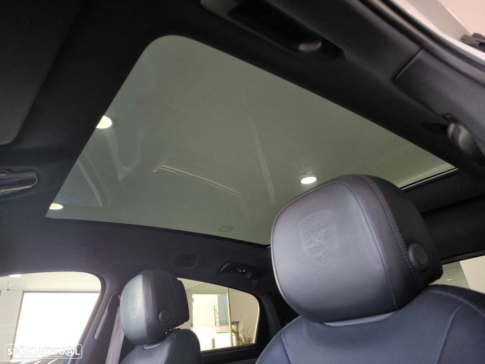 Porsche Cayenne Coupé E-Hybrid Platinum Edition - 14