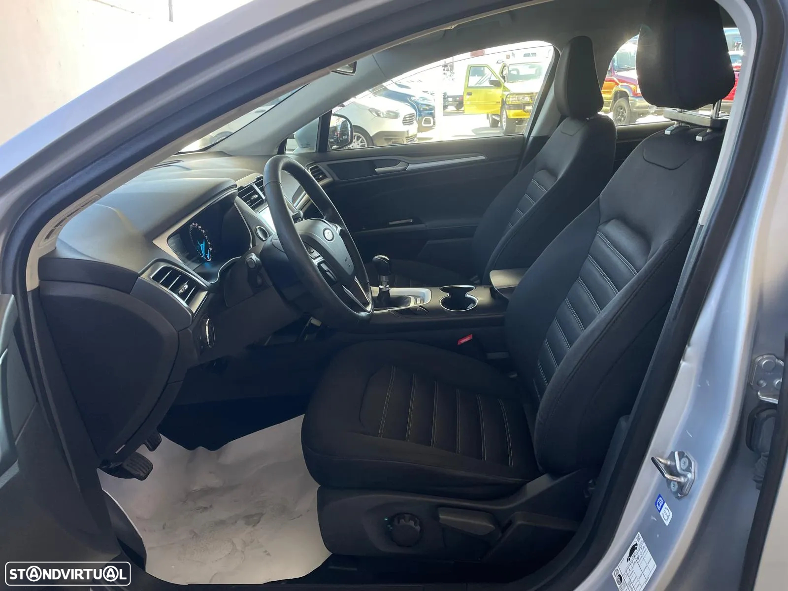 Ford Mondeo SW 1.5 TDCi Titanium - 9