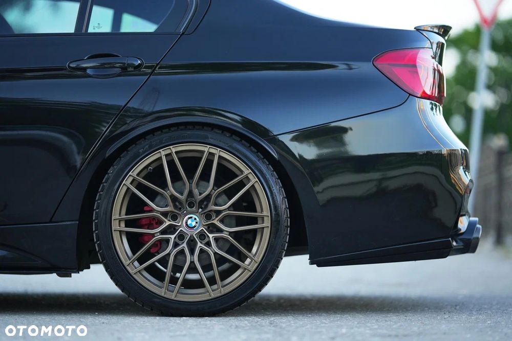 BMW Seria 3 330i xDrive Edition M Sport Shadow - 6