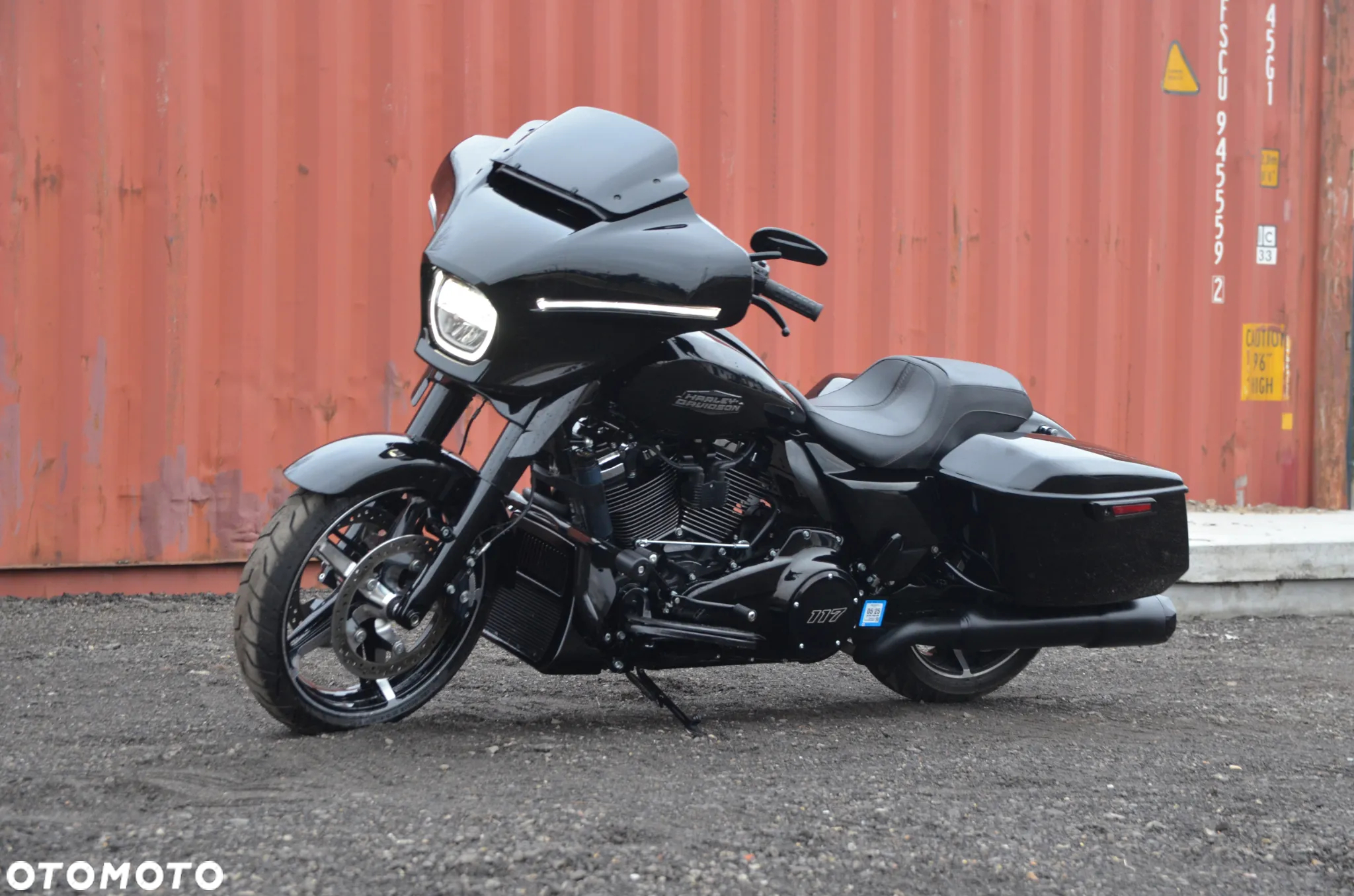 Harley-Davidson Street Glide Trike - 11