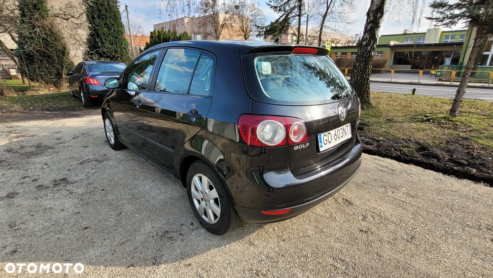 Volkswagen Golf Plus 1.6 FSI Comfortline - 5
