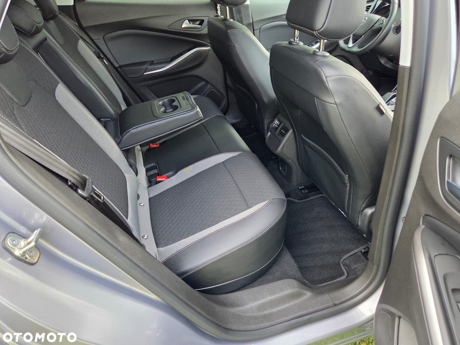 Opel Grandland 1.6 T PHEV GS - 36