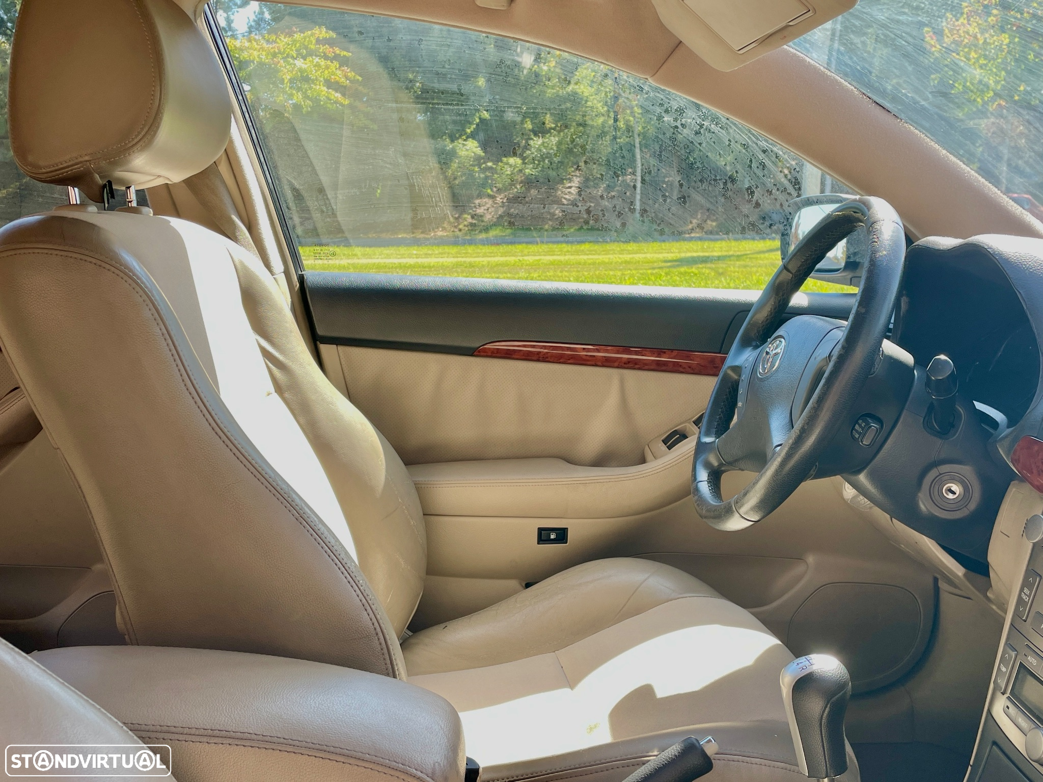 Toyota Avensis SW 2.0 D-4D Sol - 13
