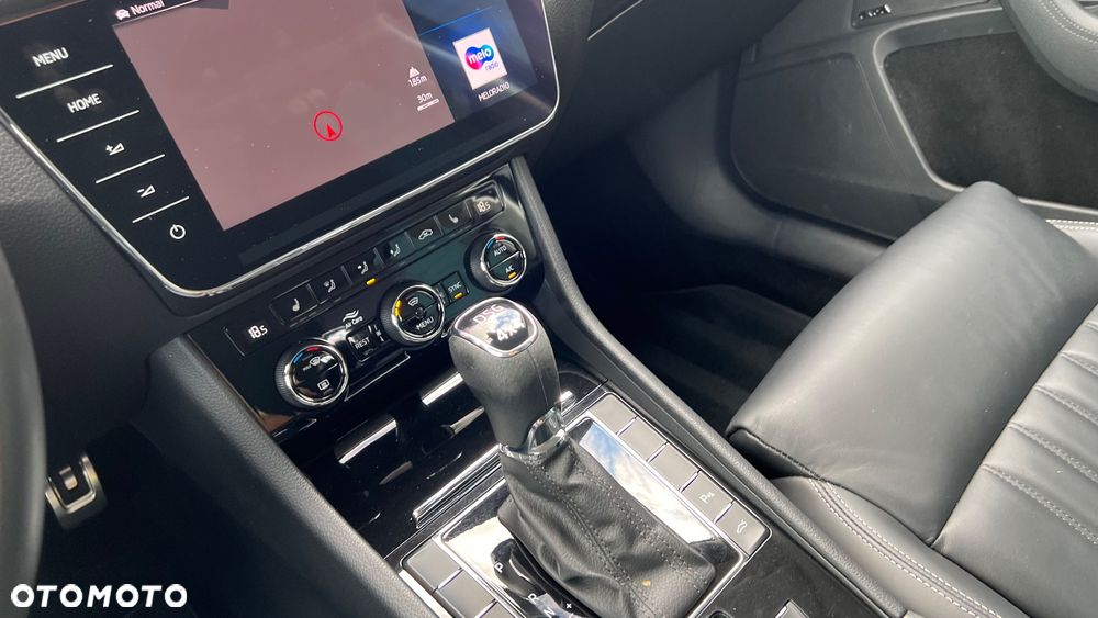 Skoda Superb 2.0 TDI SCR 4x4 L&K DSG - 10