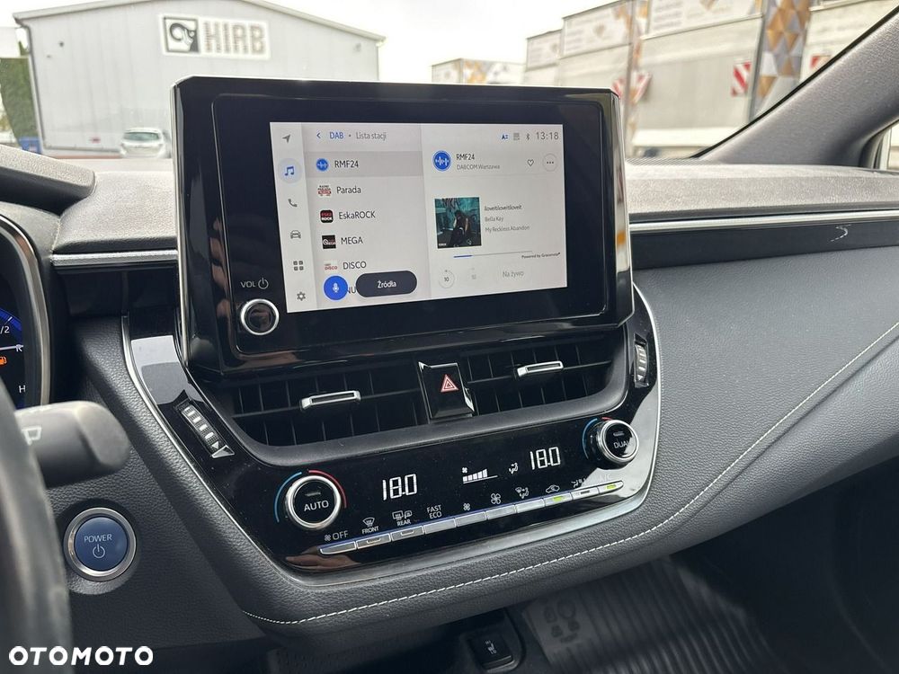 Toyota Corolla 2.0 Hybrid Comfort - 23