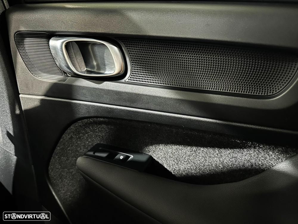 Volvo C40 Recharge 82 kWh Twin Motor Plus - 30