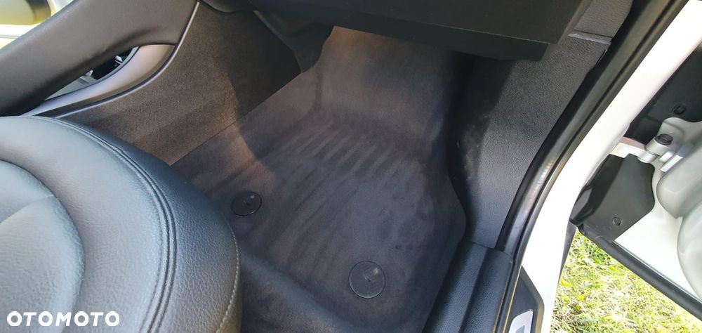 BMW X1 - 18