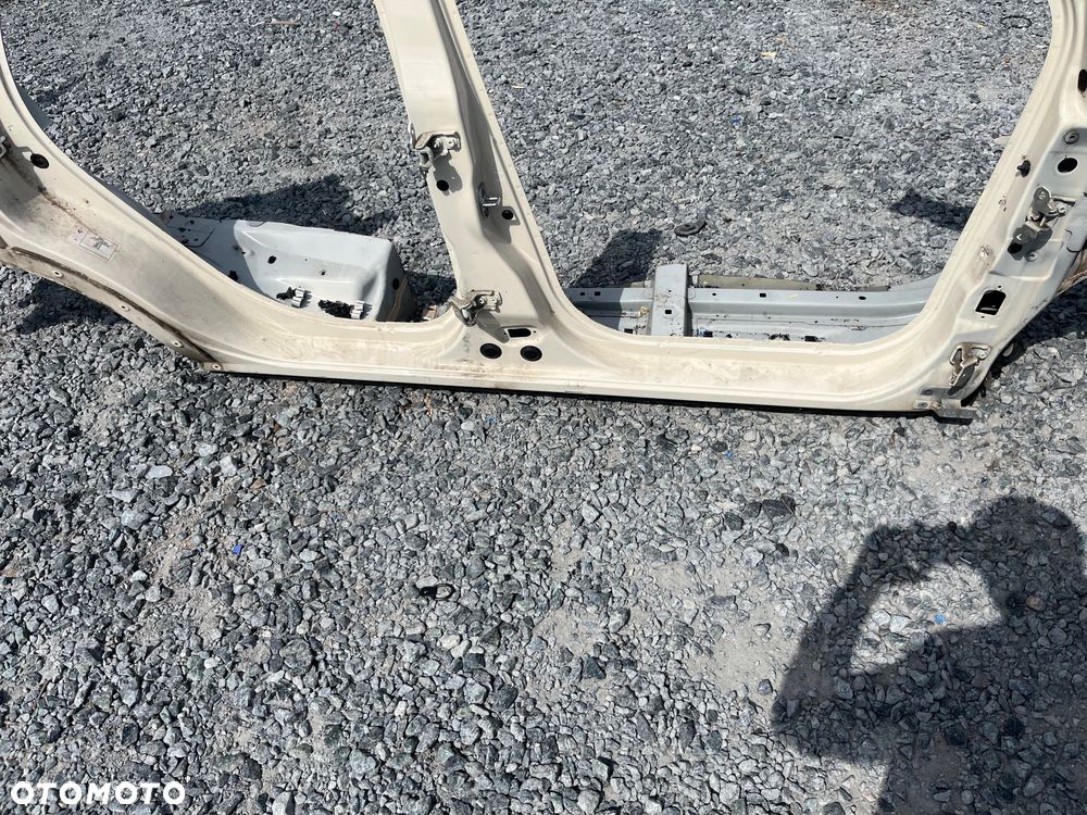 Ćwiartka błotnik próg prawy Renault Captur - 4