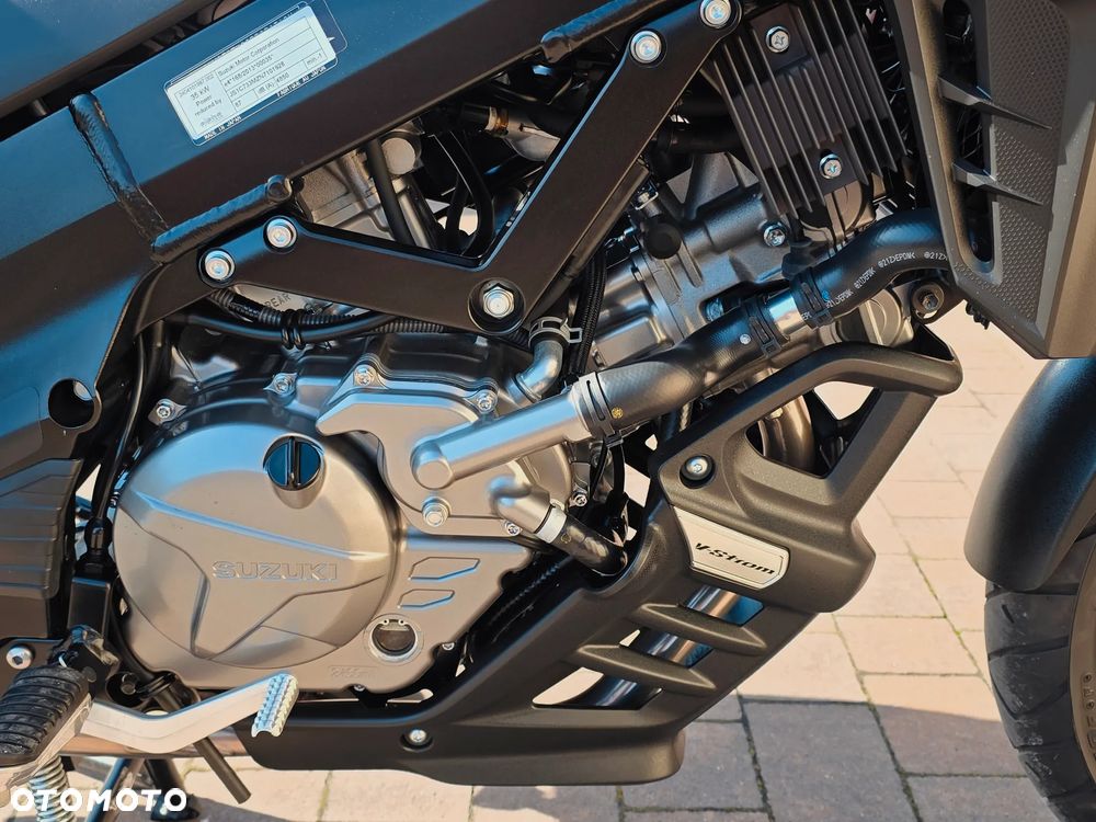 Suzuki V-STROM - 13