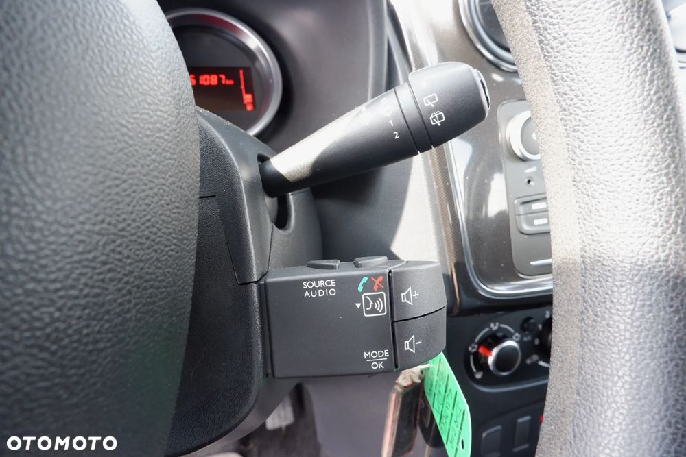 Dacia Sandero - 19