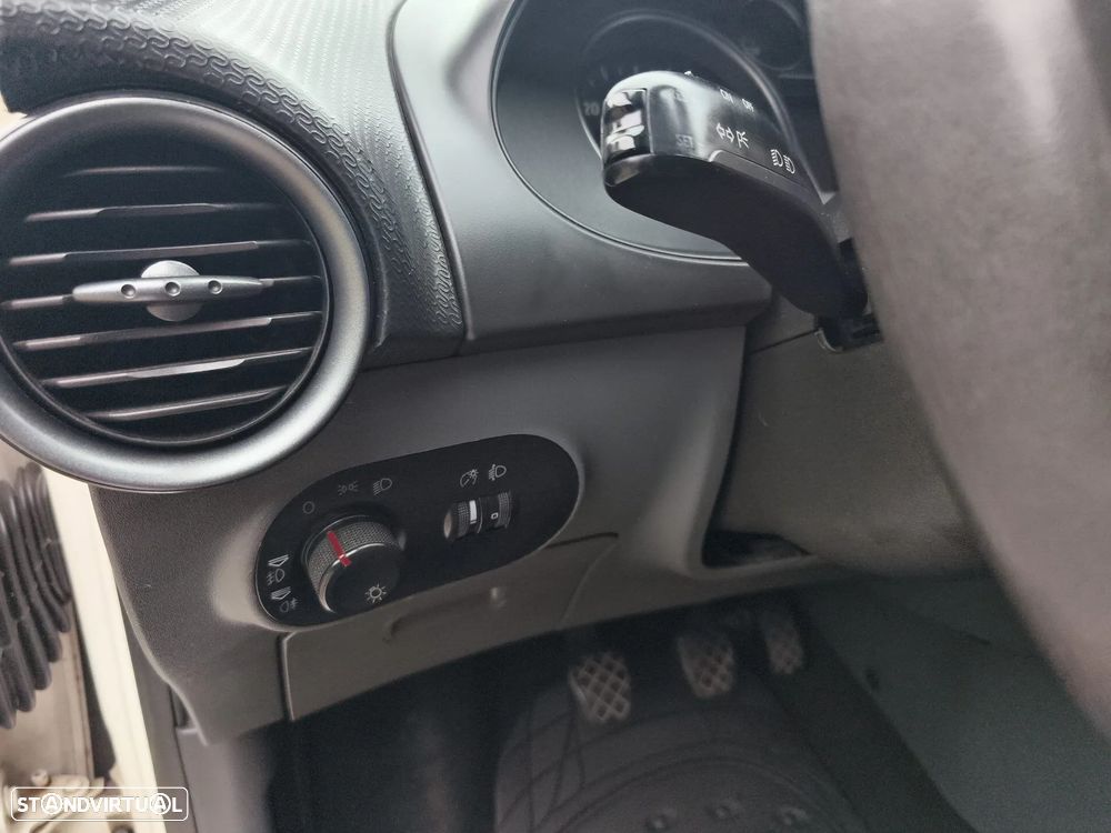 Seat Ibiza Van 1.4 TDi Business - 19