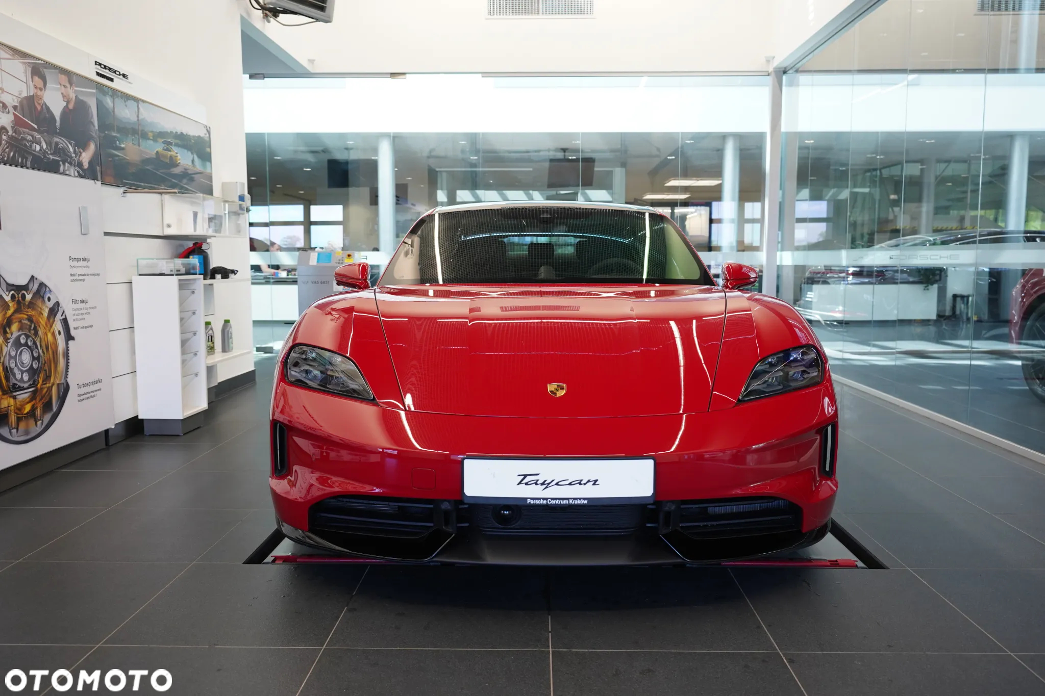 Porsche Taycan GTS - 4