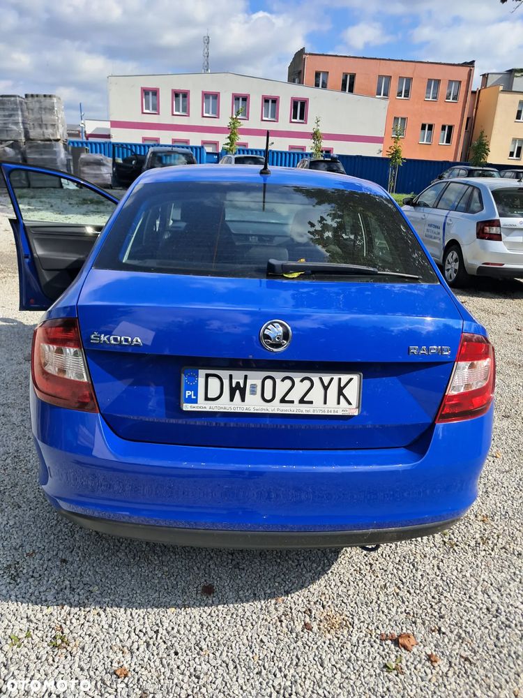 Skoda RAPID 1.0 TSI Active - 4