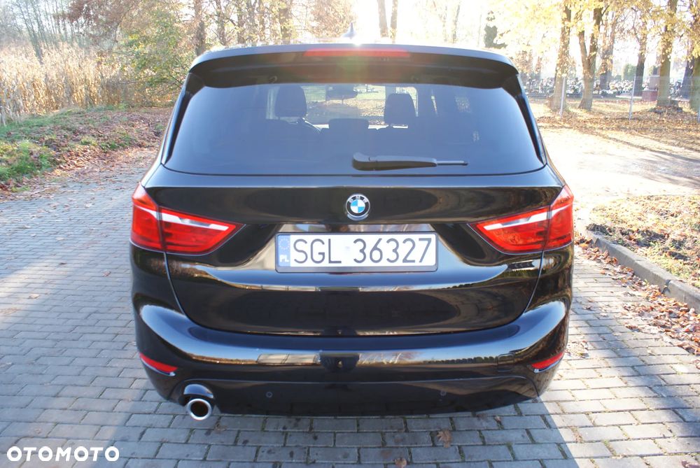 BMW Seria 2 218i Advantage - 10