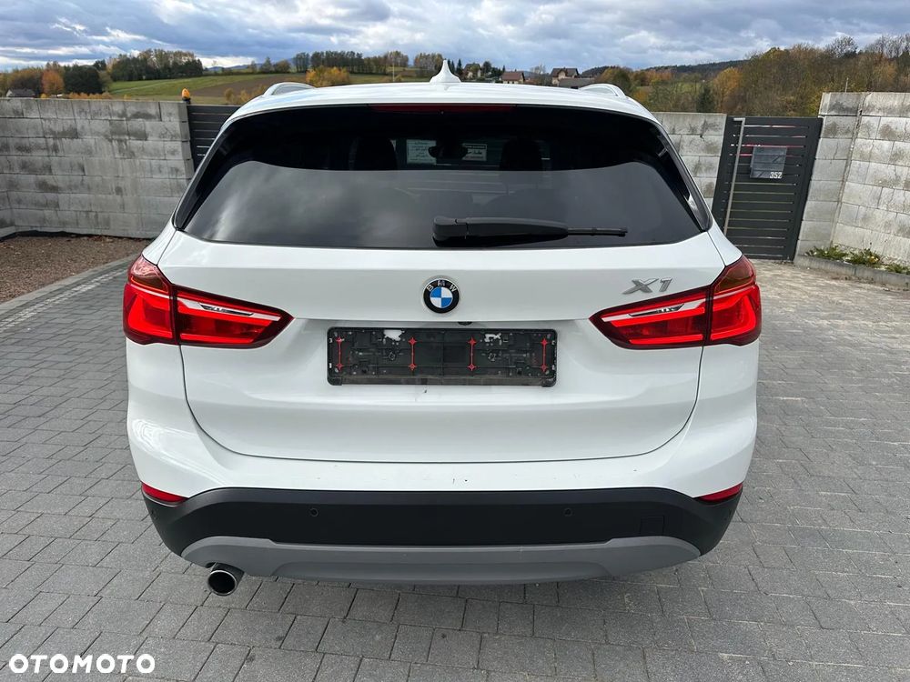 BMW X1 sDrive16d - 5