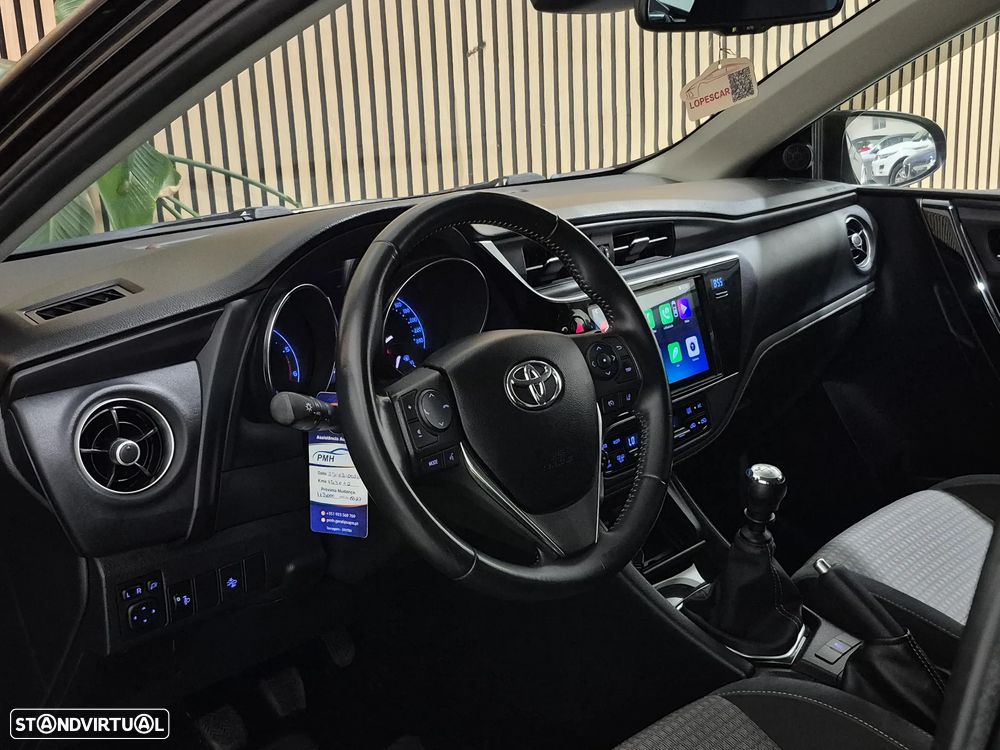 Toyota Auris Touring Sports 1.4 D-4D Comfort+Pack Sport - 29